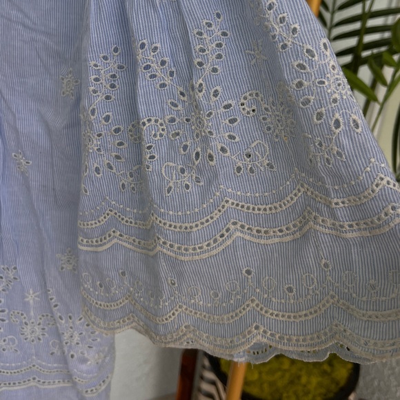 NWT Anthropology Bell Sleeves Shirt by Kyla Seo Soft Eyeleted Cotton Sz Small - Picture 4 of 16